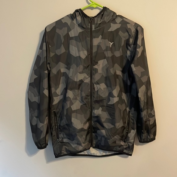 Old Navy Hooded Wind Breaker Jacket with Geometric Pattern, size medium 10/12